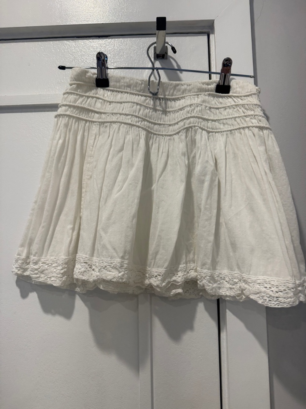 LoveShackFancy Ivory Smocked Waist Lace-Trim Mini Skirt